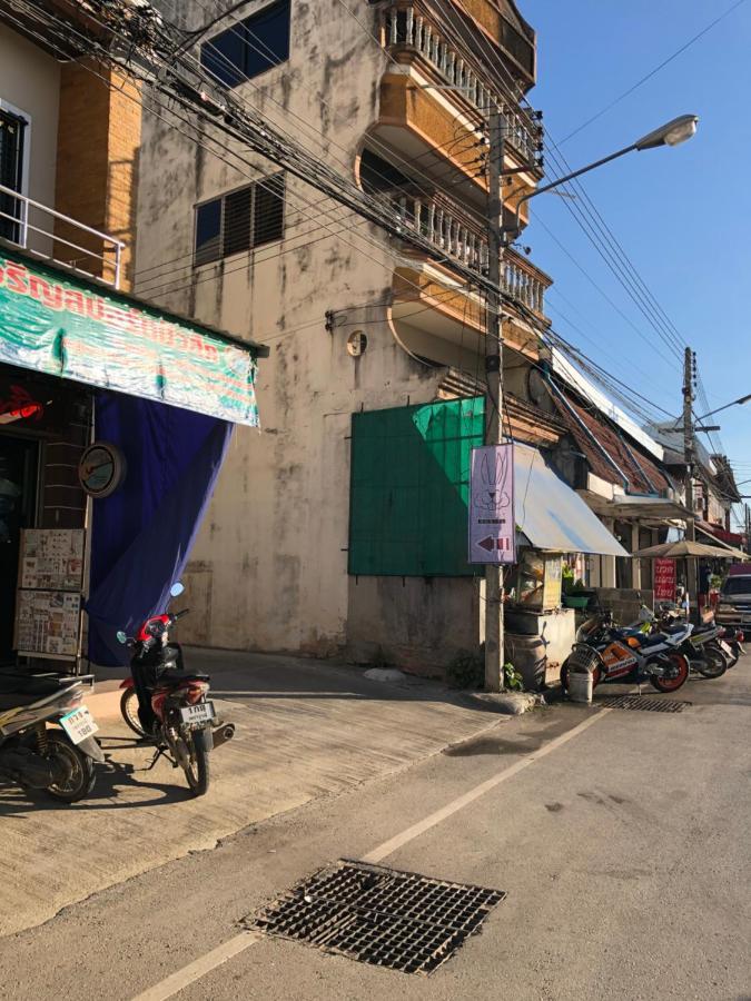 Rabbit Hotel Phetchabun Esterno foto